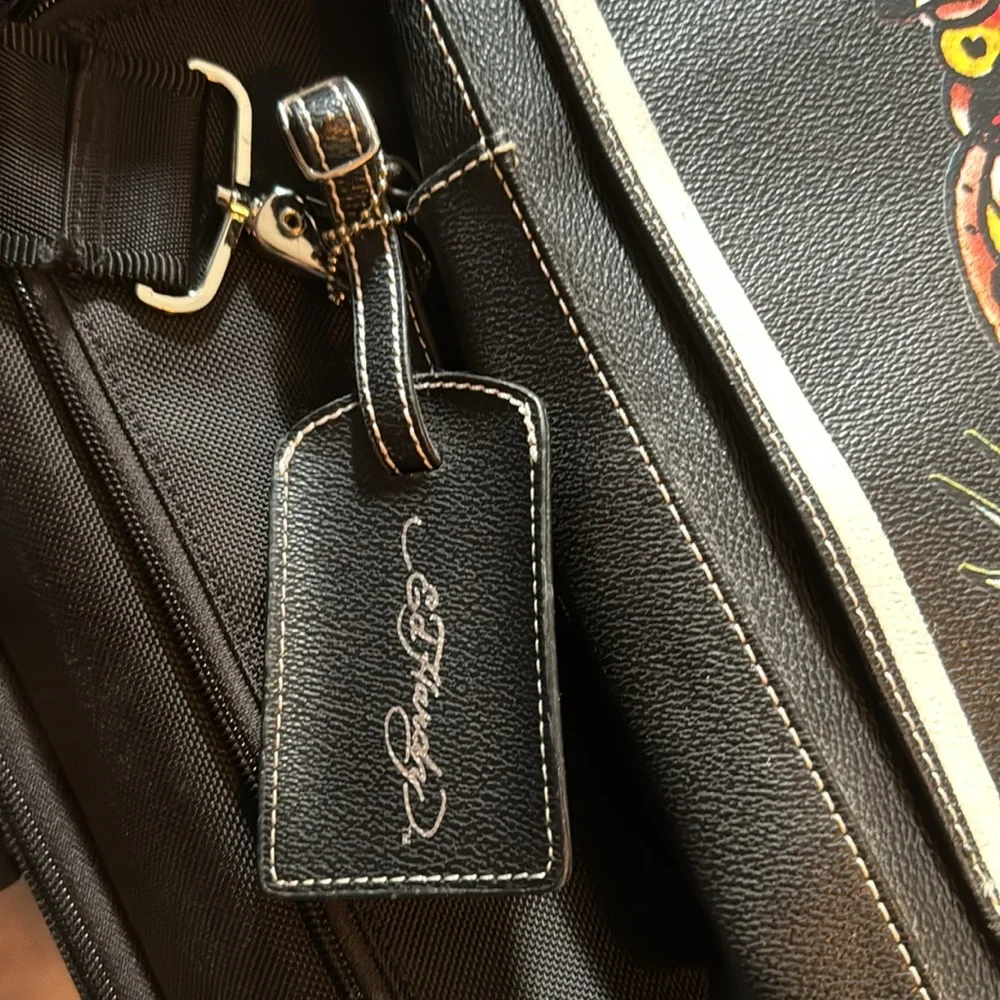 Black Ed Hardy satchel /Messenger bag. Excellent condition.!